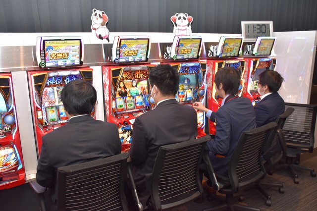 業界NEWS】大都技研が『押忍！サラリーマン番長2』発表 - パチンコ